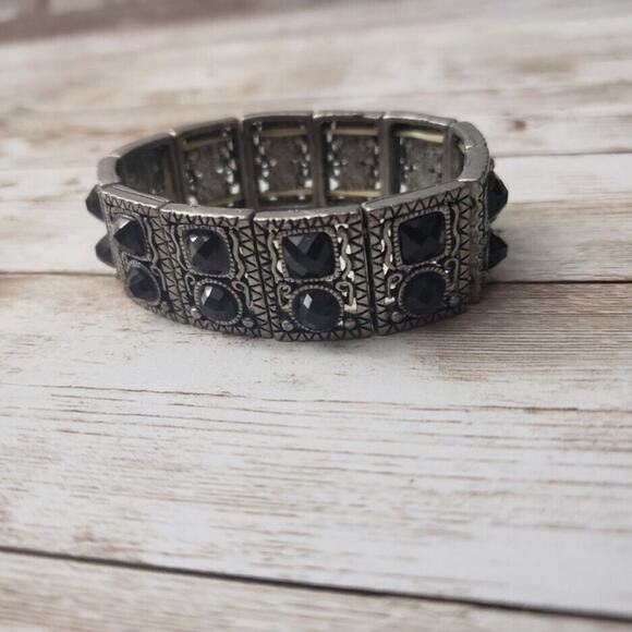 Dark Silver Tone Black Gem Detail Stretch Bracelet - Stretchy & Chunky - Picture 2 of 4